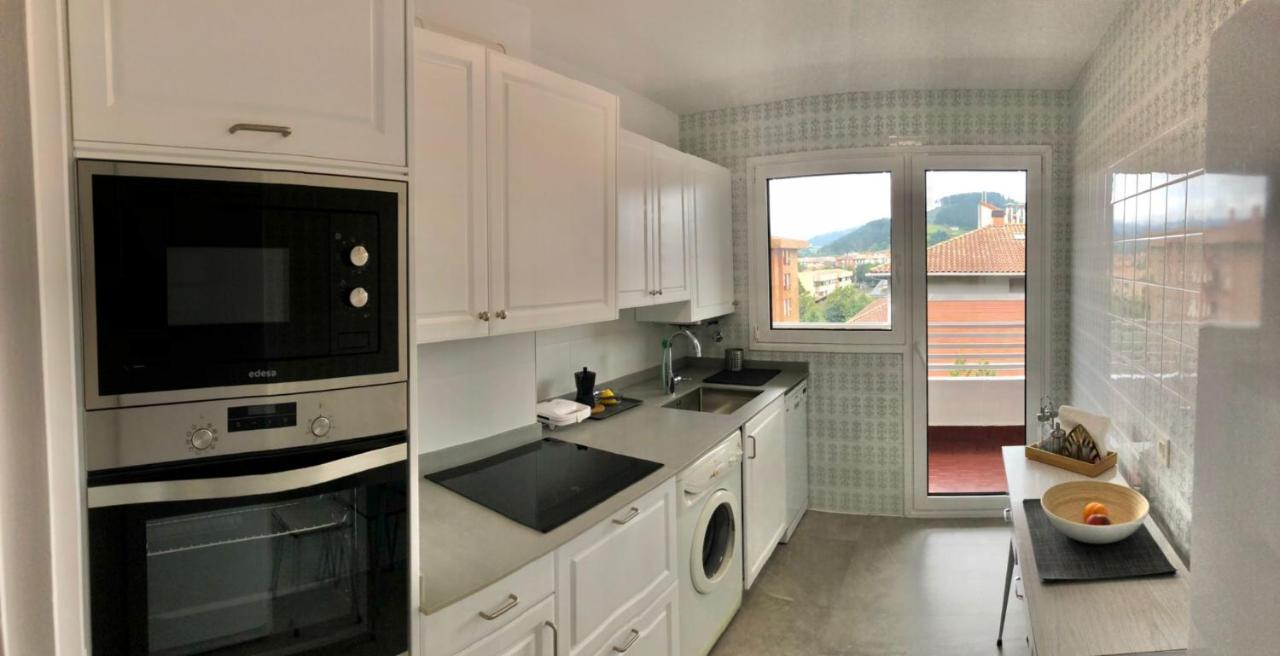 Piso Centrico Y Tranquilo En Gernika Apartment Luaran gambar